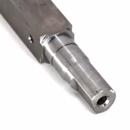K9061742 Lower Front Feedroll Shaft 3